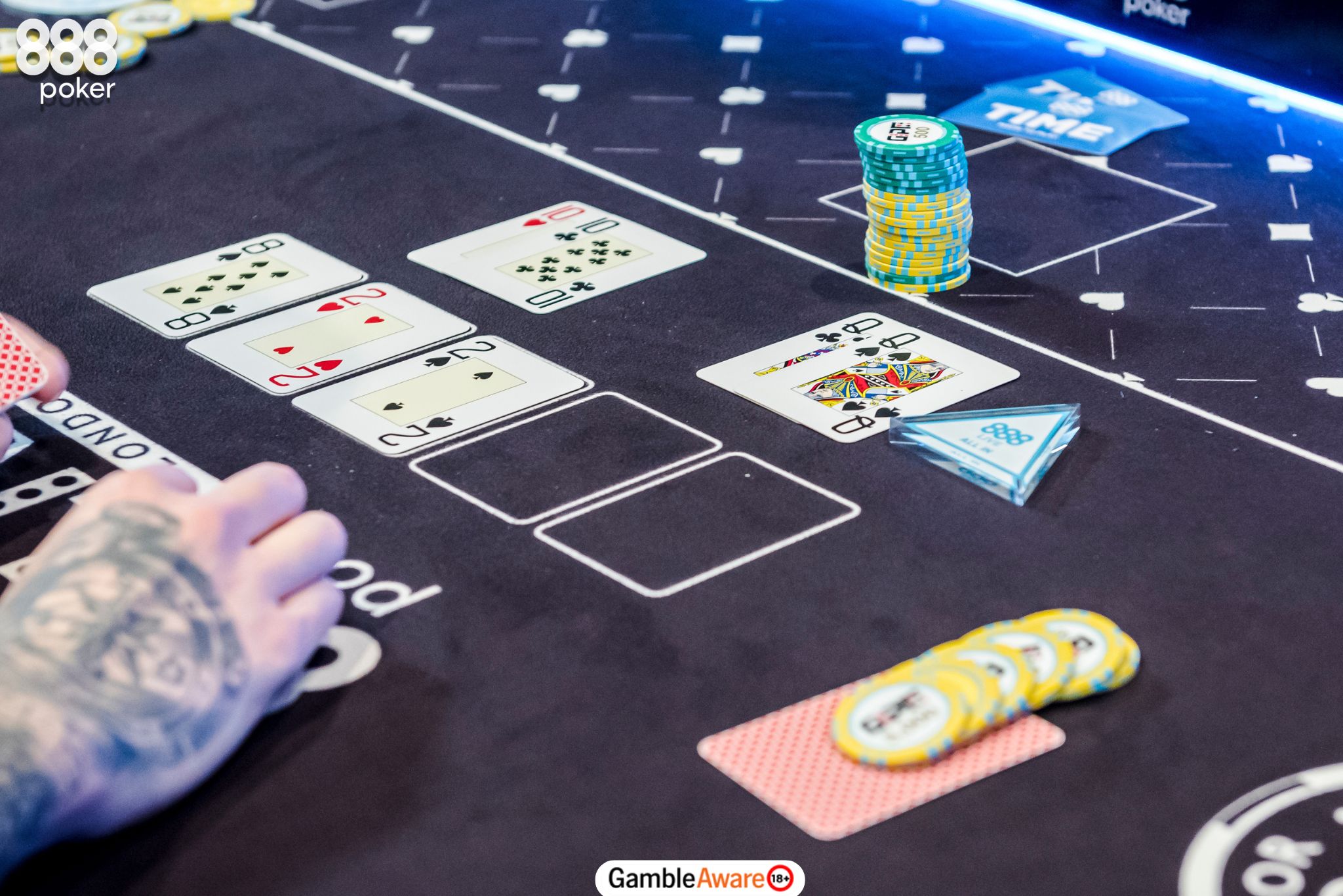 Page Turners: Top 9 Countdown of the Best Poker Books!