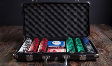 poker chips case